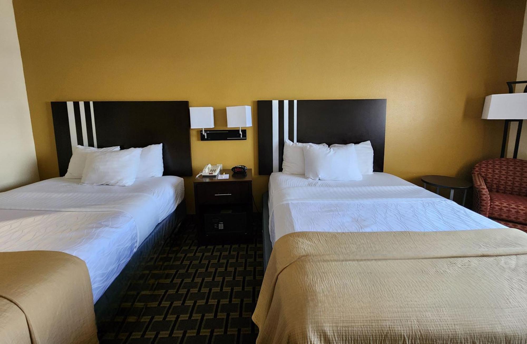 Jersey Village Days Inn & Suites By Wyndham Sam Houston Tollway מראה חיצוני תמונה