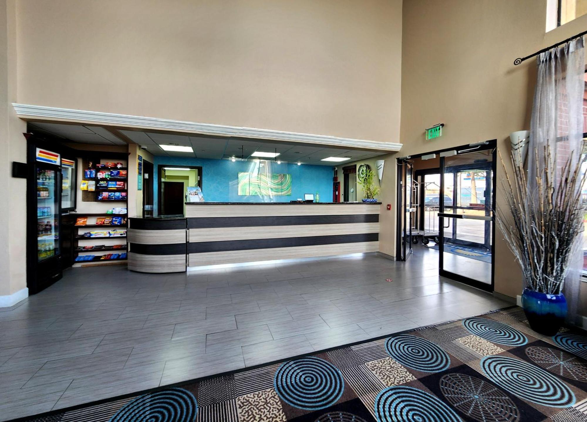 Jersey Village Days Inn & Suites By Wyndham Sam Houston Tollway מראה חיצוני תמונה
