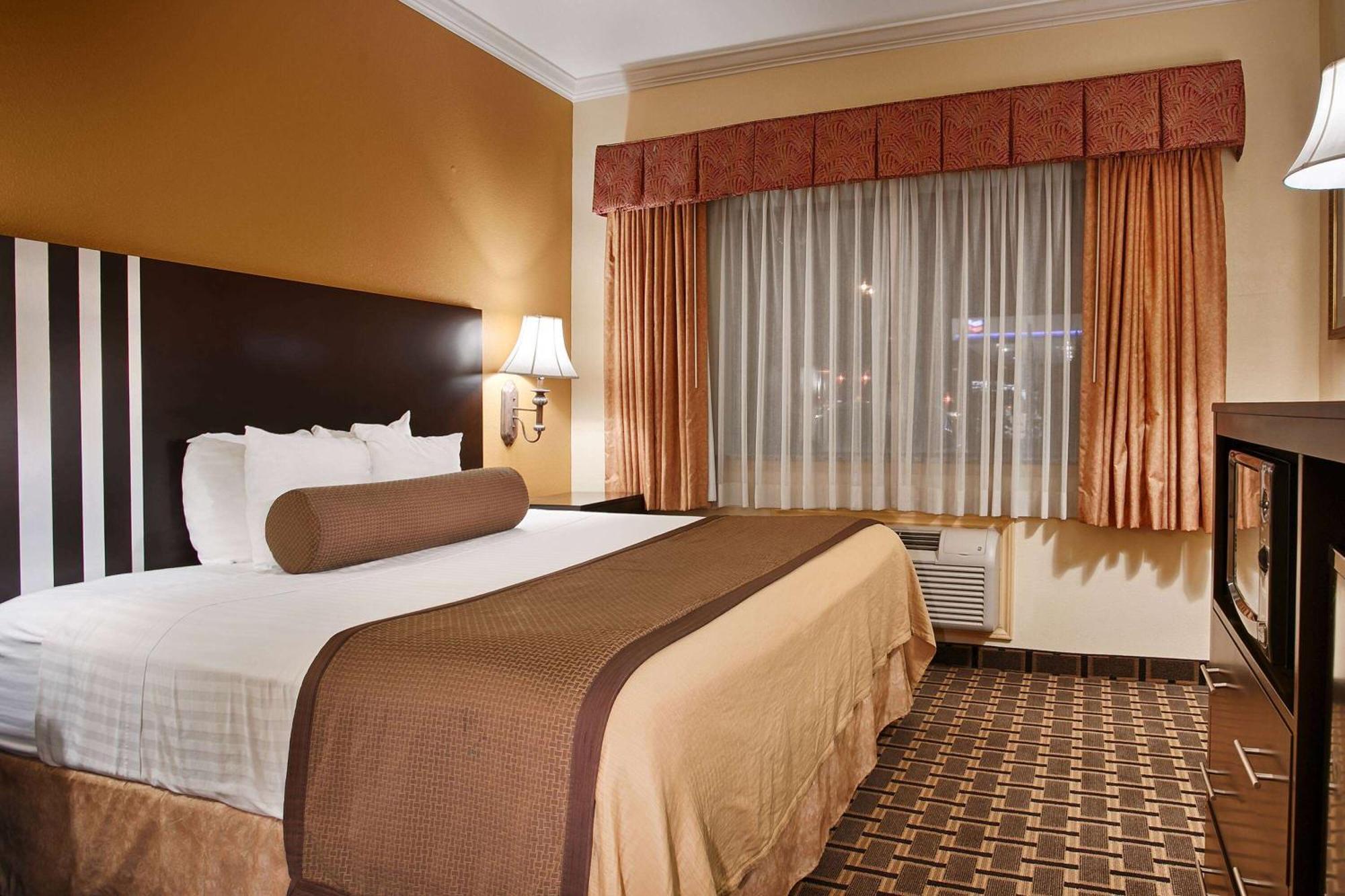 Jersey Village Days Inn & Suites By Wyndham Sam Houston Tollway מראה חיצוני תמונה